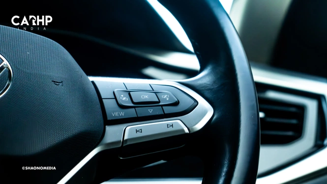 2022 Volkswagen Virtus 1.0 Highline Interior Steering Mounted Audio Control Photograph